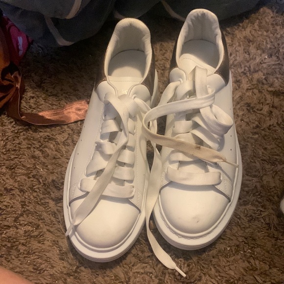 Alexander McQueen - - Picture 1 of 1